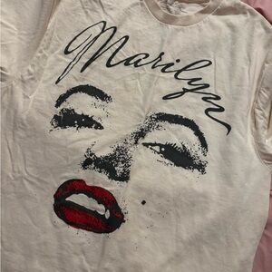 Marilyn Graphic Tee with Red Lips